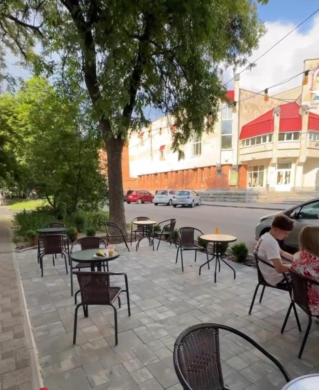 Найбільше Ліжко У Полтаві Мережа Alex Apartments Цілодобово Безконтактне Заселення Połtawa Zewnętrze zdjęcie